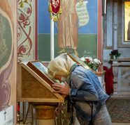 Sărbătoare cu cruce neagră în calendar ortodox la data de 15 septembrie 2025: Rugăciunea rostită azi pentru ocrotirea credincioșilor! Este pomenit un mare Sfânt